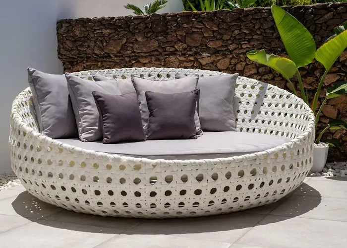 Willa Drago By Agm *